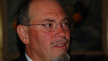 Gerald Bassleer remains as OFI president