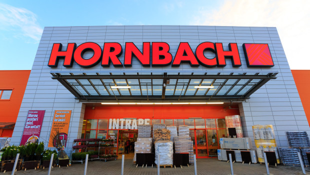 Hornbach like-for-like sales increased sharply again while online sales fell.