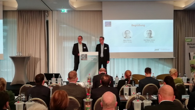 pet/PETworldwide managing editor Ralf Majer-Abele (right) and Marc Dähne, managing director of Dähne Verlag, opened the Pet Conference.
