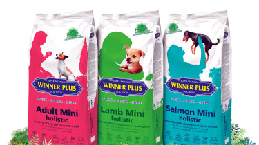 Holistic feed for small adult dogs