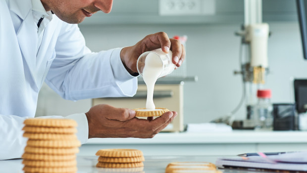 Oterra is known for its natural and pet-safe food-colourings.