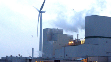 P & G backing wind power