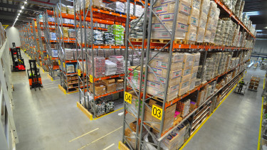 Zooplus revises forecast upwards again