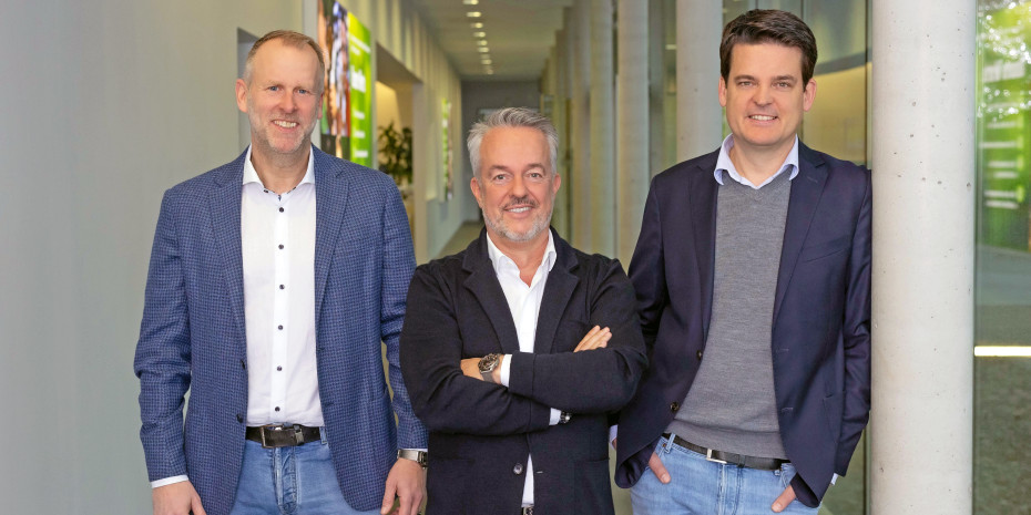 In a difficult market environment, founder and proprietor Torsten Toeller (centre), CEO Dr Johannes Steegmann (right) and managing director Christian Kümmel (left) can look forward to fantastic year-end results for 2022. 