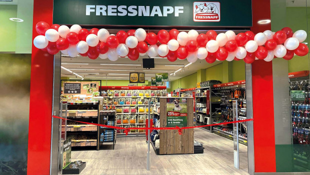 The new-look Fressnapf store on a retail area of 238 m² features products for dogs, cats, birds and fish.