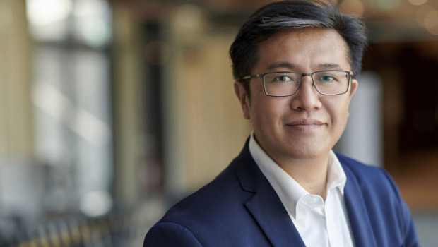 Lawrence Lin will assume the role of managing director on an interim basis.