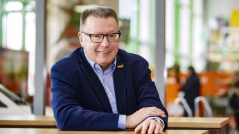 Timo Huwer takes a break, Erich Huwer returns as Globus CEO