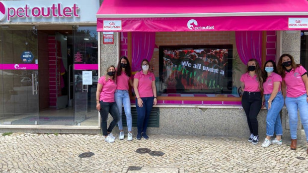 Petoutlet has opened a 320m² store in the centre of Lisbon.