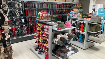 Hunter: 37 brand stores worldwide