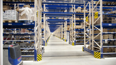 Zooplus smashes the 1-bn-euro barrier in the first six months