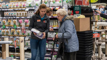 Tom&Co supplies rescue centre ahead of winter