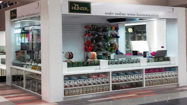 The kiosk is located in the Menlyn Park Mall, one of the largest and most exclusive shopping centres in Africa.