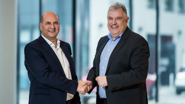 The new management of Coveris with Jakob A. Mosser (left) as executive chairman and Christian Kolarik as new CEO.