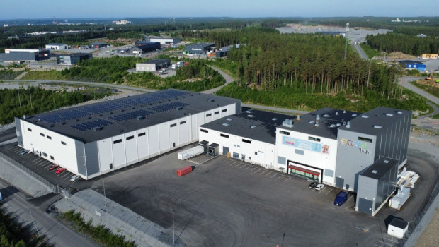The new solar panels are a testament to Vafo's commitment to integrating environmentally friendly solutions into its business operations.