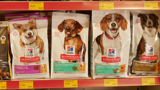 Hill's offers over 300 products, chiefly via pet stores and veterinarians in over 80 countries worldwide.