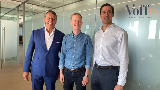 Delighted with the acquisition (from left): Christian Gnotke (co-founder of Aniforte), Marten Bernow (CEO, Voff Premium Pet Food) and Mark Gnotke (CEO, Aniforte).