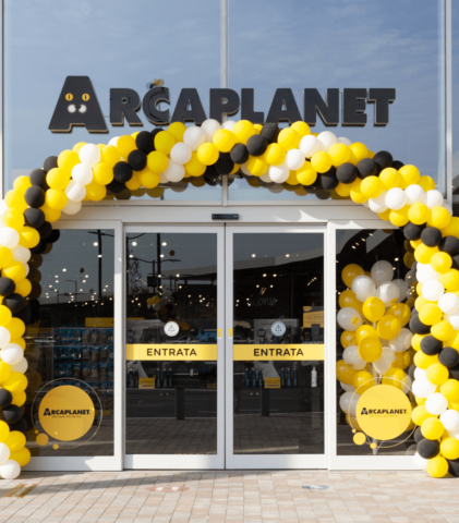 The leading Italian pet retailer Arcaplanet opened its 500th store. 