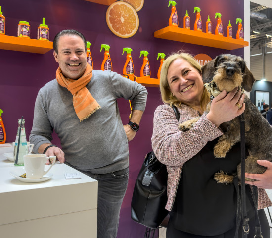 The combination is great,’ said Malte Hübers, pictured here talking to &nbsp;Dr Rowena Arzt.&nbsp;