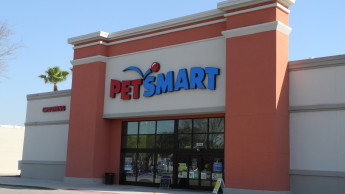 PetSmart celebrates opening of new store