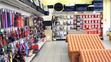 Pet supplies market remains steady