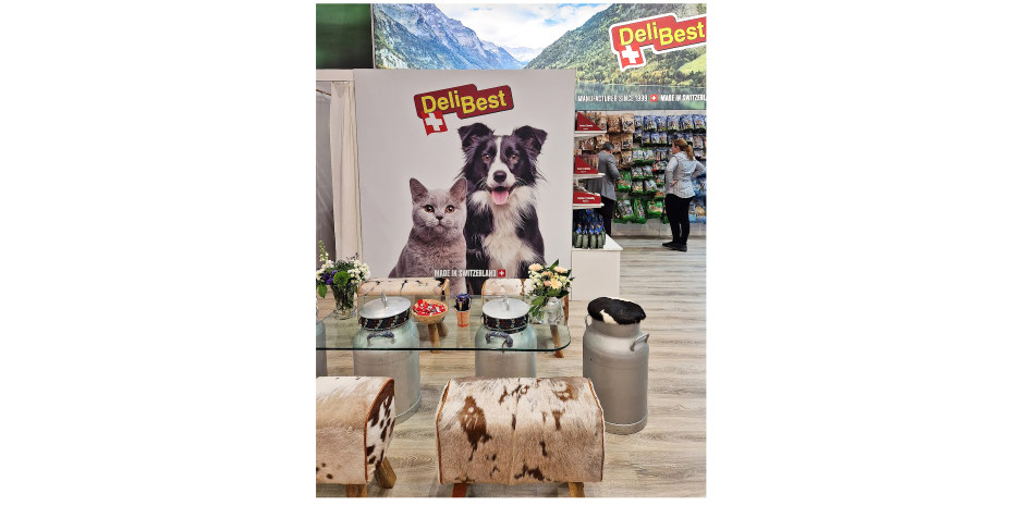 In addition to product ranges featuring fresh meat and a particularly high meat content, the range also includes vegan snacks, Insecta products and Coco Snacks.