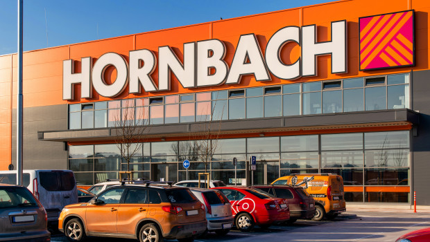 The 5th Hornbach store in Slovakia opened in Nitra on 16 March.