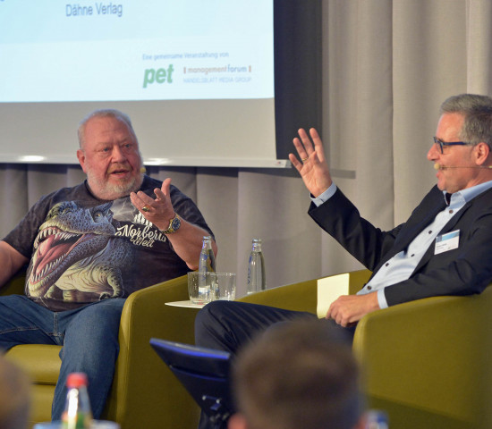 Norbert Zajac, operator of the world’s biggest pet store, talked about his daily routine.