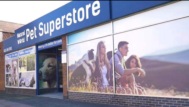 Astrapet operates Natural World Pets branches in Leicester und Northampton among others.