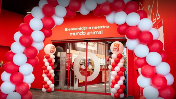 Kiwoko currently operates more than 150 stores in Spain and Portugal, 46 Kivet veterinary practices and 58 grooming salons. The new store has a retail area of over 1 400 m² over two floors.