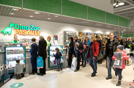 Dino Zoo is one of the leading pet store chains in Latvia. In the picture: opening of the megastore in Riga.