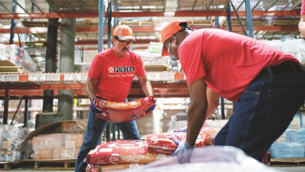 Purina donates to help people and pets after natural disasters. Through its partnership with Greater Good Charities, the aid goes directly to the crisis areas.
