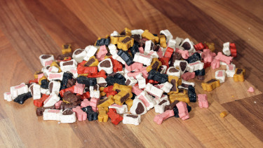 Strategies against pet food fraud