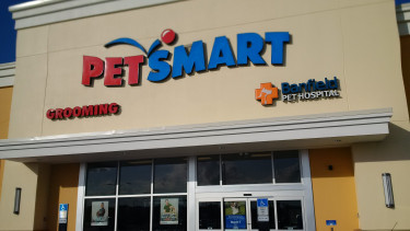 PetSmart revs up store expansion