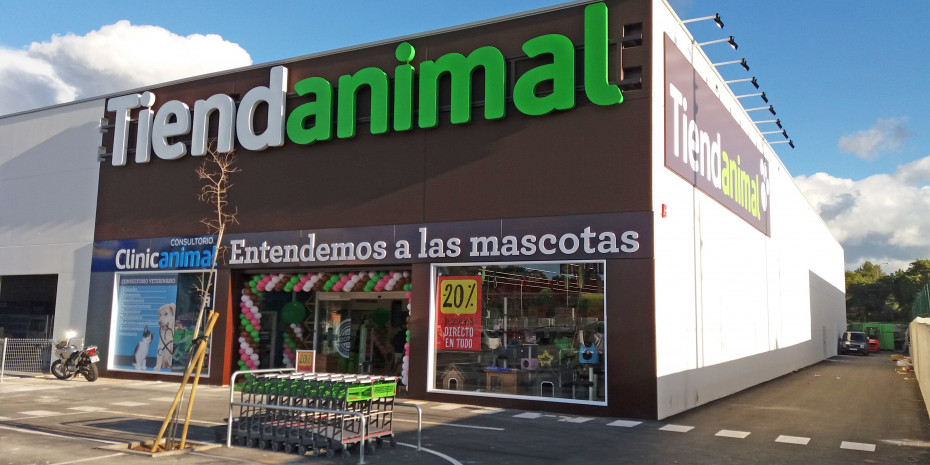 Spain, pet market, Tiendanimal 
