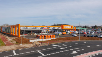 Hornbach growing in the Netherlands