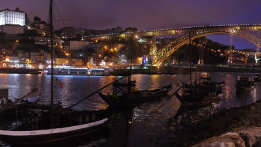 Retailers expand into Portugal