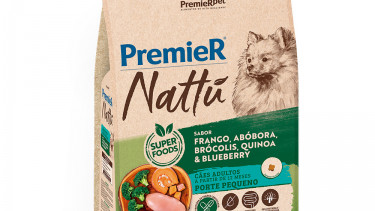 Pet food packaging