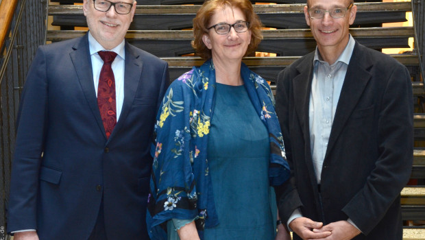 The re-elected executive committee of the IVH (from left; archive image 2018): Dr Gerd Großheider, Dr Nicole Rabehl and Georg Müller. The re-elected executive committee of the IVH (from left; archive image 2018): Dr Gerd Großheider, Dr Nicole Rabehl and Georg Müller.