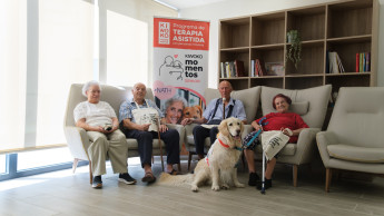 Therapy dogs to combat loneliness