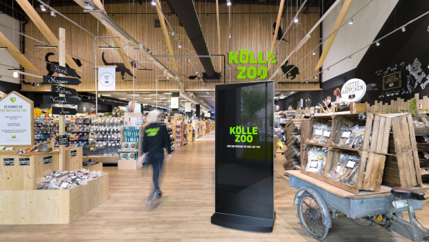 In-store retail media in a German Kölle Zoo.