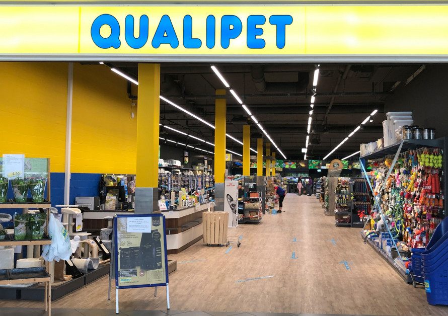 New look for the flagship store petworldwide