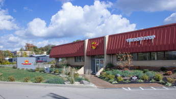 The Dog Stop opens first Cincinnati location The Dog Stop opens first Cincinnati location