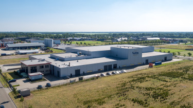 Petcurean enters partnership with United Petfoods