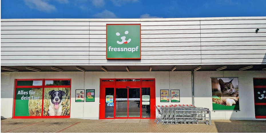 The store in Königsbrunn, whichopened on 16 March, already bearsthe new brand logo.
