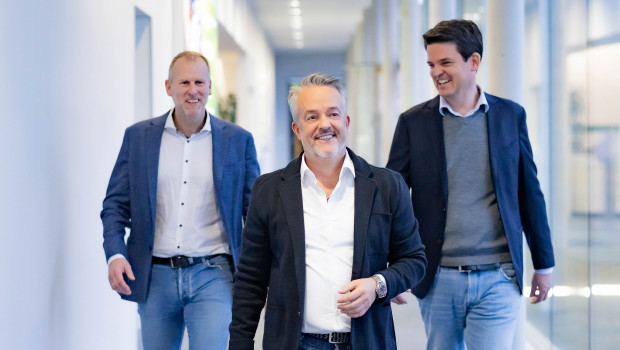 Celebrating another record year: (from left) Fressnapf director Christian Kümmel, company founder and proprietor Torsten Toeller and director Dr Johannes Steegmann.