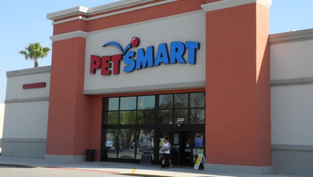 PetSmart operates nearly 1 700 pet stores in the United States, Canada and Puerto Rico.