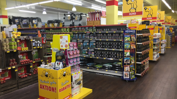 The average retail area of a Futterhaus store covers between 450 and 550 sqm. The average retail area of a Futterhaus store covers between 450 and 550 sqm.