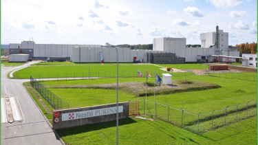 Nestlé invests in Russian pet food factory