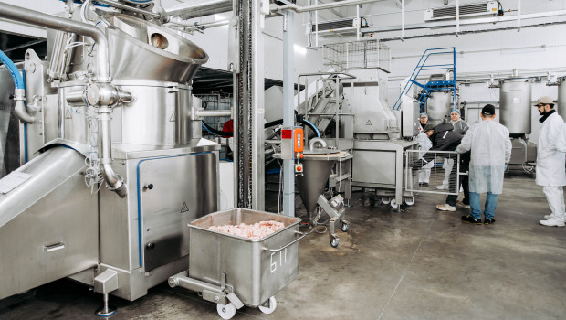 A peek into the Suziria Group’s new wet pet food production facility in Kalush, Ukraine.