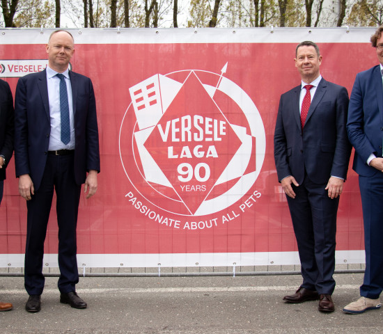 The Belgian pet food manufacturer Versele Laga celebrated its 90th anniversary. 